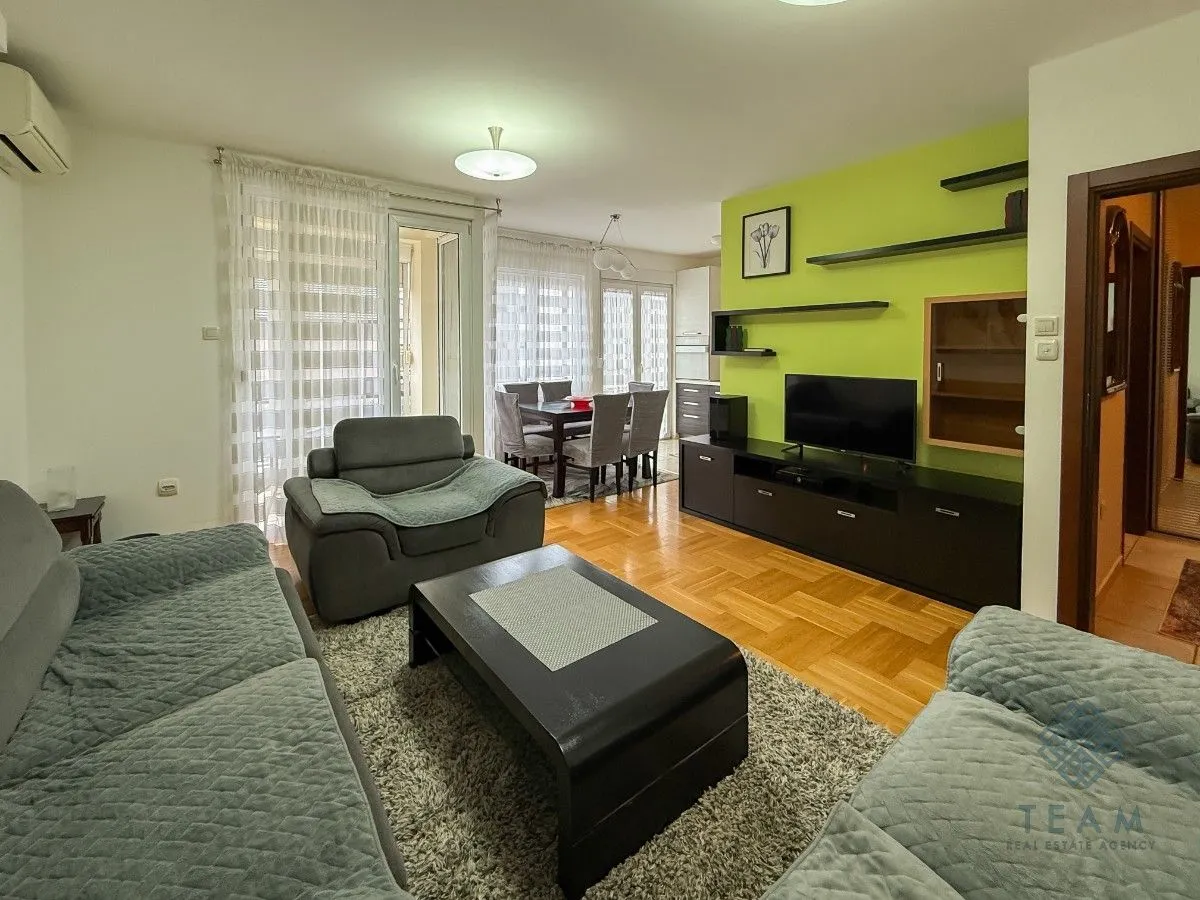 Rent, two bedroom apartment, 74m², Dalmatinska ulica, Podgorica