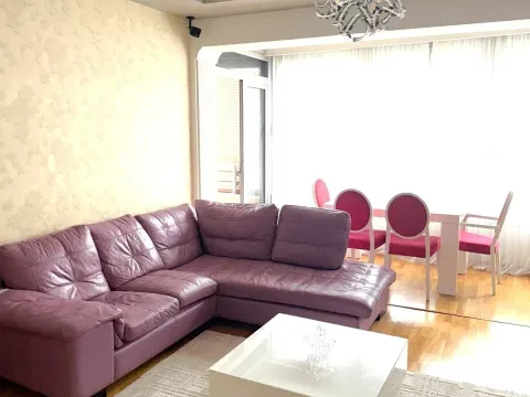 Rent, two bedroom apartment, 75m², City Kvart, Podgorica - image 4