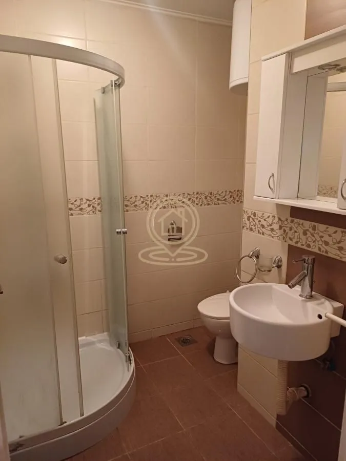 Izdavanje, dvosoban stan, 41m², Čubura, Beograd