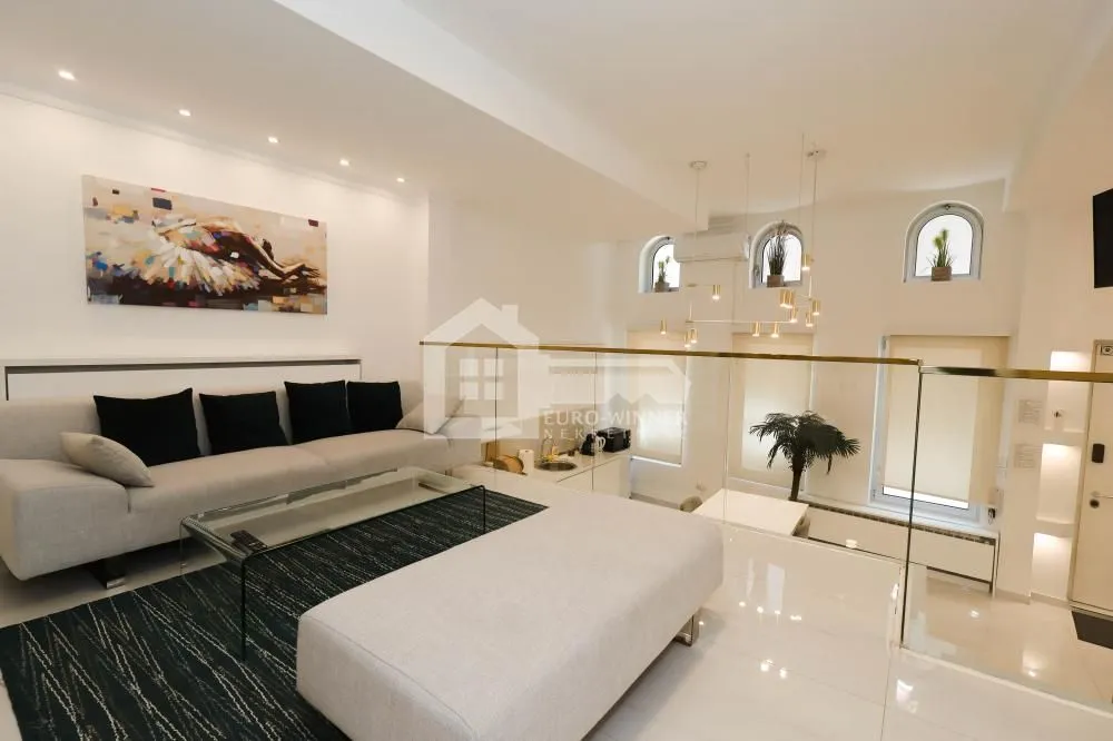 Sale, two bedroom apartment, 109m², Vračar Hram, Vračar Sve Podlokacije
