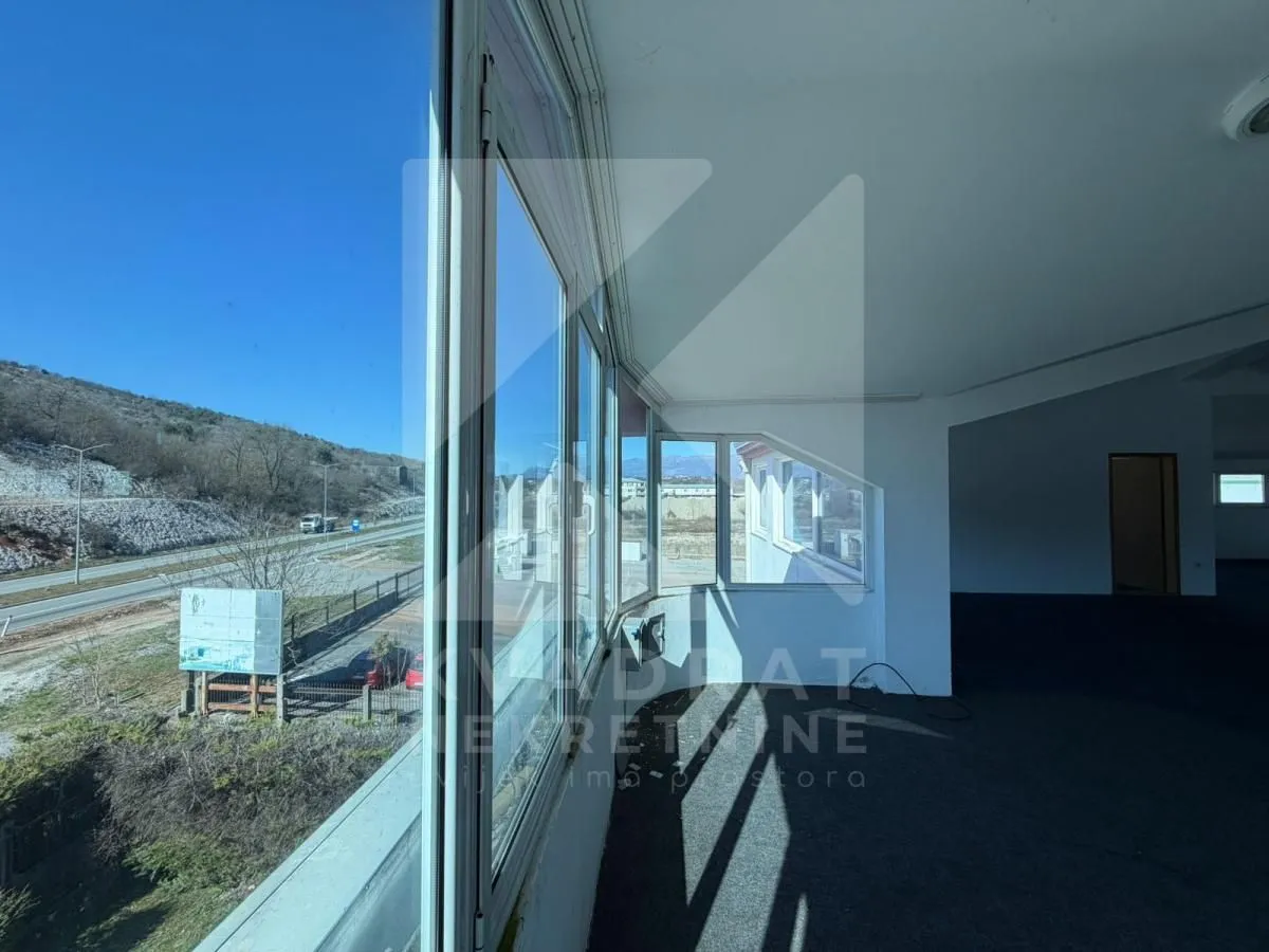 Rent, office space, 900m², Mareza, Podgorica