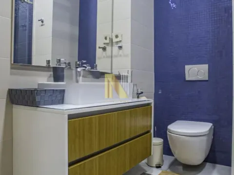Izdavanje, četvorosoban stan, 102m², Centar, Novi Sad - image 12