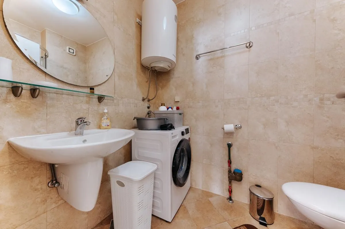 Prodaja, trosoban stan, 139m², Sveti Stefan, Budva