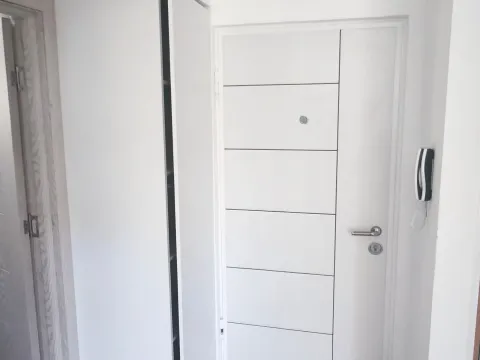 Izdavanje, dvosoban stan, 60m², Kumbor, Herceg Novi - image 2