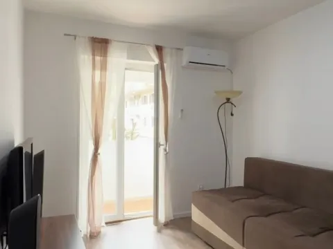 Rent, three bedroom apartment, 106m², Preko Morače, Podgorica - image 15