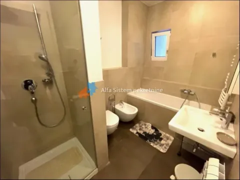 Izdavanje, trosoban stan, 122m², Vračar Hram, Vračar Sve Podlokacije - image 16