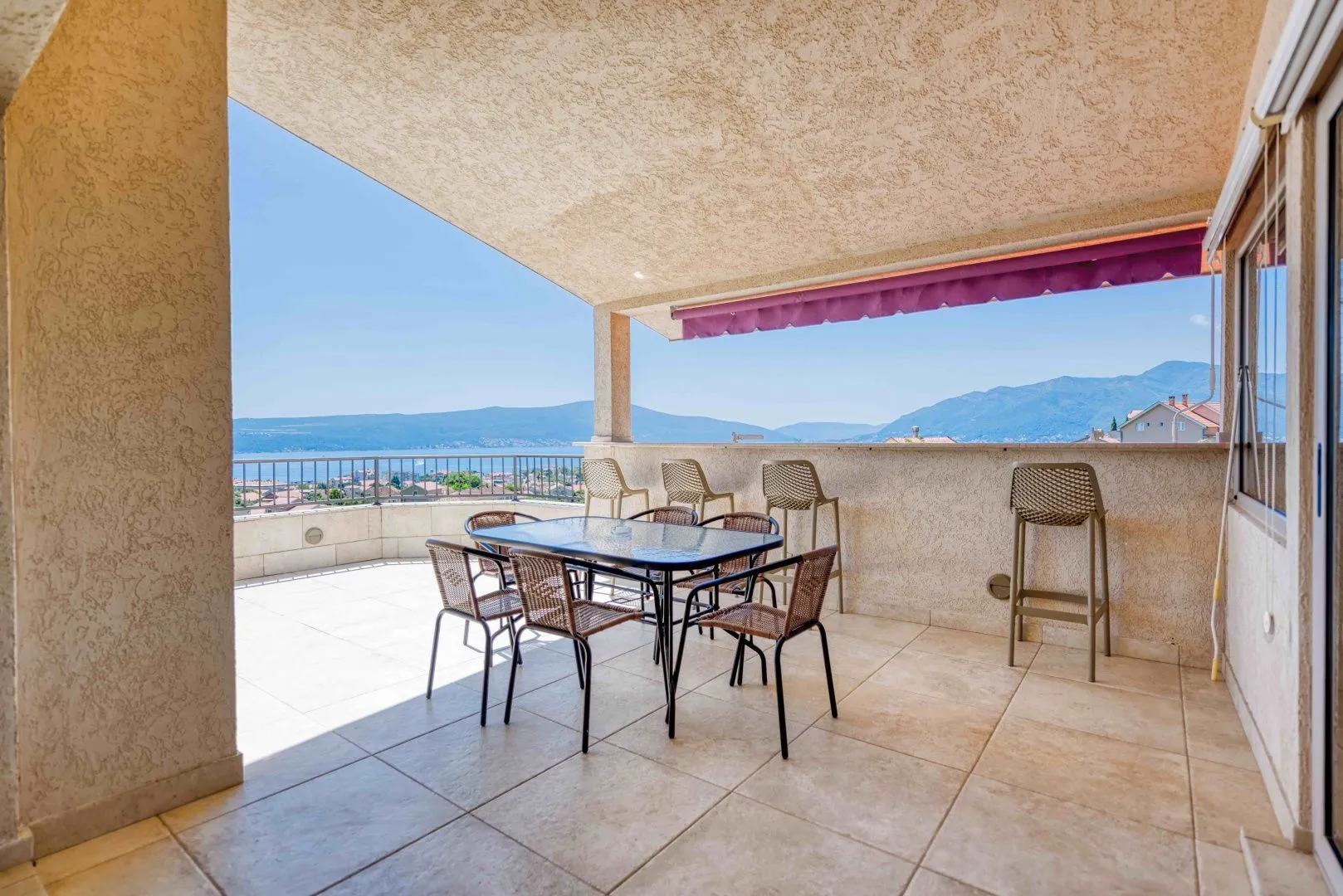 Prodaja, kuća, 516m², Centar, Tivat