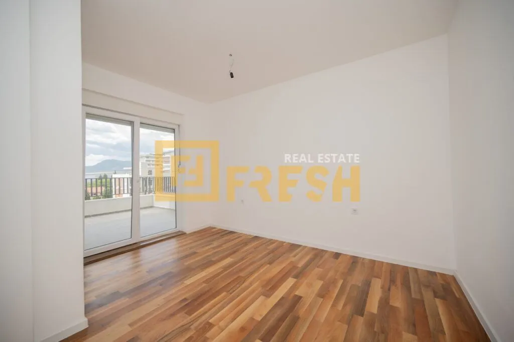Prodaja, trosoban stan, 131m², Krivi Most, Podgorica