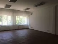 Izdavanje, poslovni prostor, 200m², Zemun Bačka, Zemun Sve Podlokacije - image 3