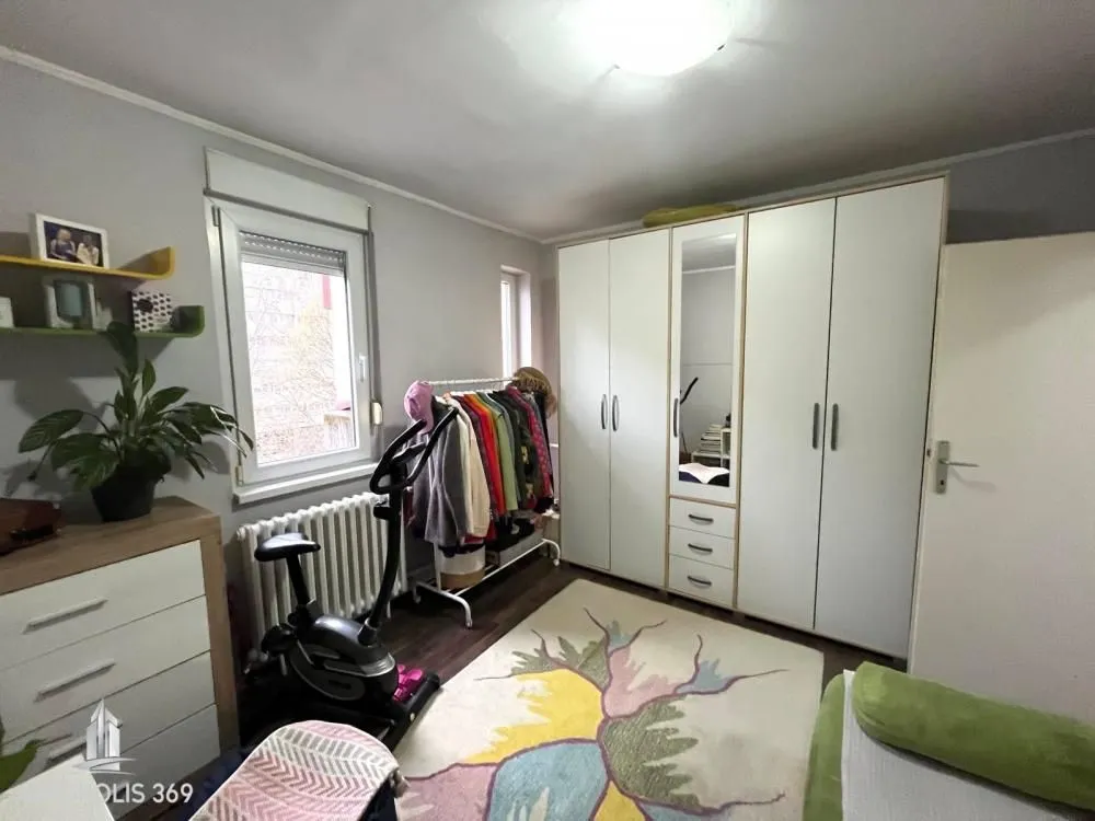 Sale, two bedroom apartment, 71m², Novi Beograd Blok 37, Novi Beograd Sve Podlokacije