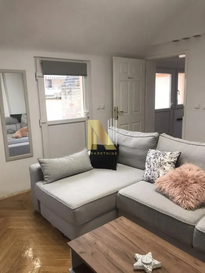 Prodaja, stan, 130m², Grbavica, Novi Sad Sve Podlokacije