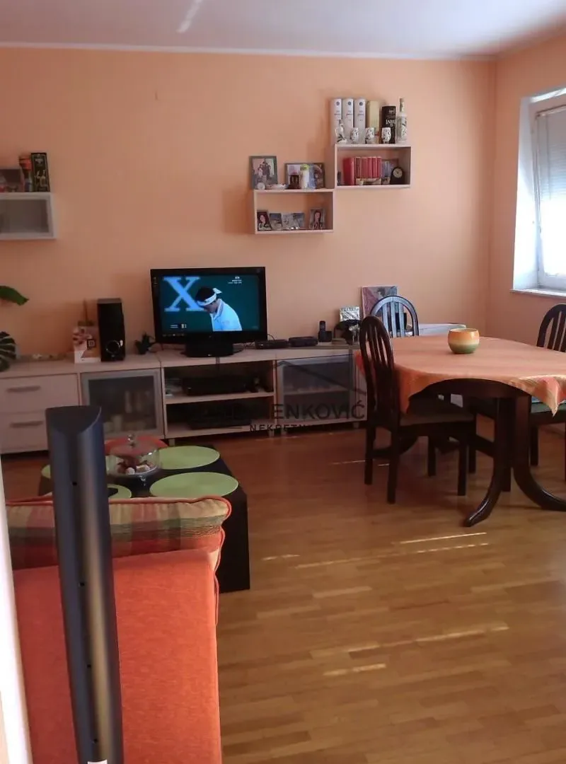 Prodaja, dvosoban stan, 63m², Novo naselje, Novi Sad