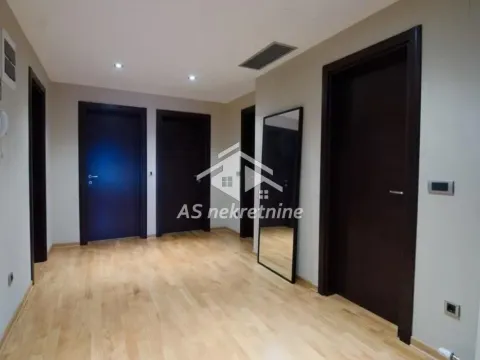 Izdavanje, stan, 160m², Crveni Krst, Beograd - image 11