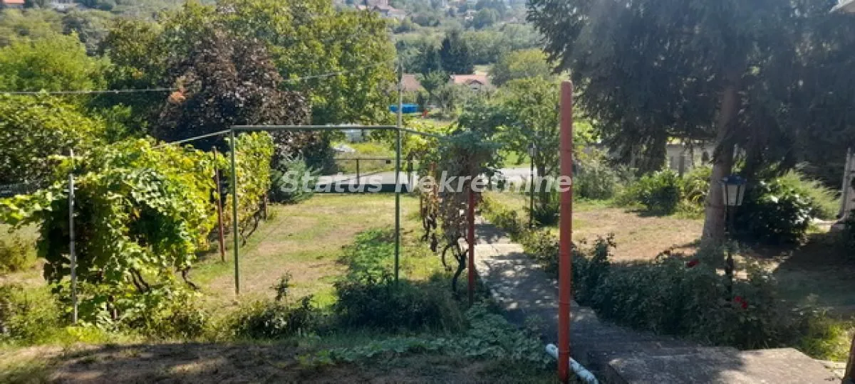 Izdavanje, dvosoban stan, 65m², Sremska Kamenica, Petrovaradin