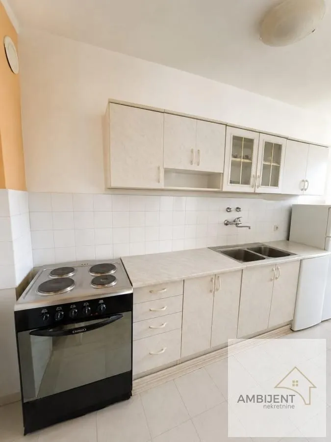 Sale, two bedroom apartment, 54m², Banjica, Voždovac Sve Podlokacije