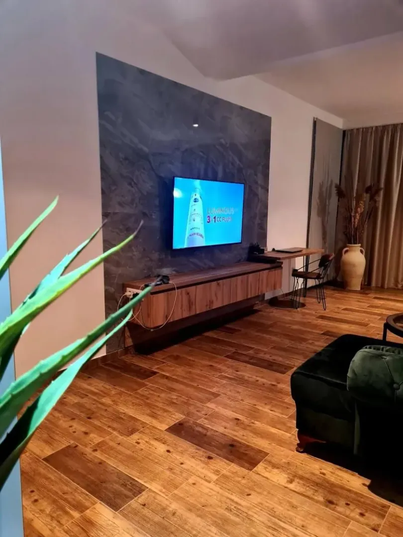 Prodaja, kuća, 500m², Dobra Voda, Bar