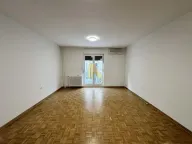 Izdavanje, trosoban stan, 105m², Centar, Novi Sad - image 8