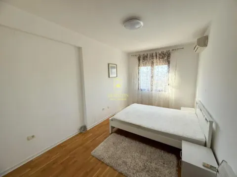Izdavanje, dvosoban stan, 90m², Preko Morače, Podgorica - image 9