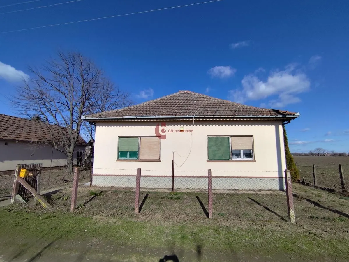 Prodaja, kuća, 185m², Šupljak, Subotica
