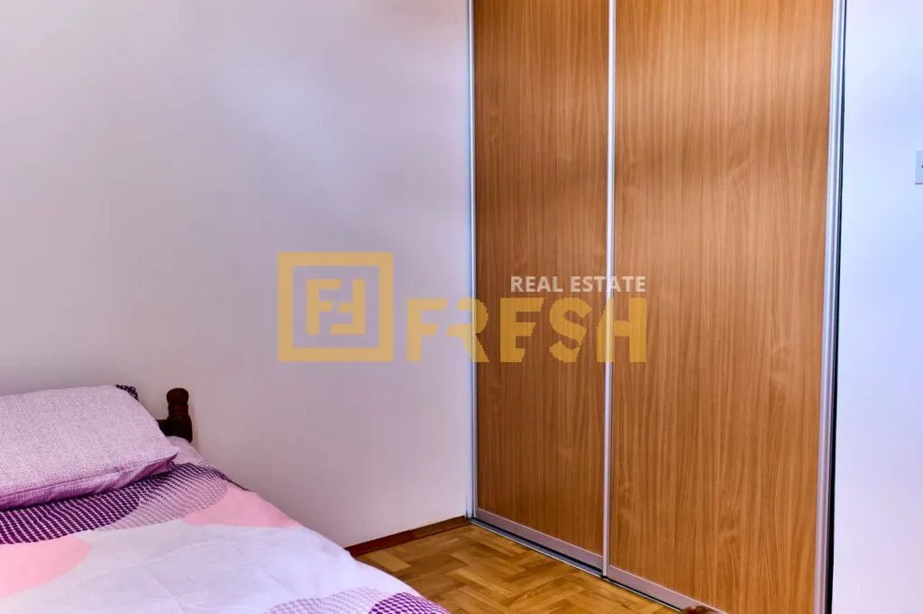 Izdavanje, kuća, 160m², Tološi, Podgorica