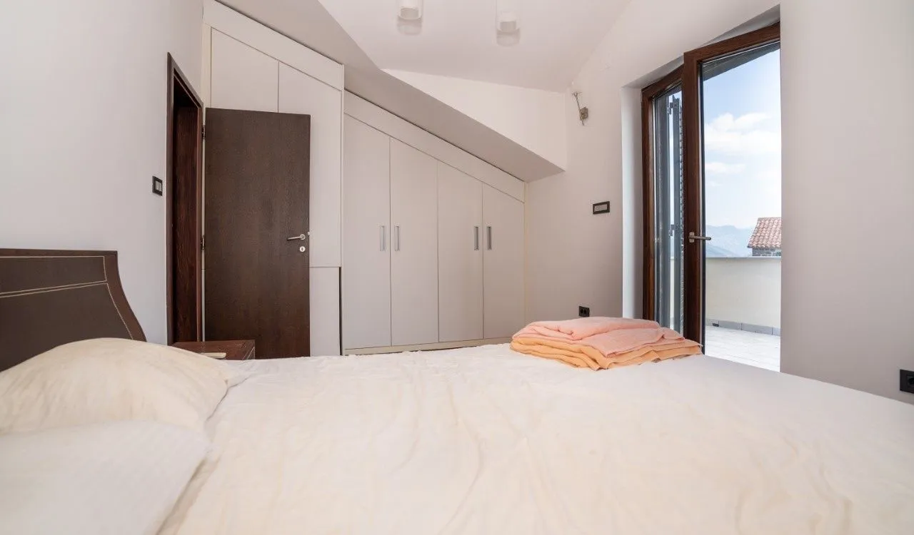 Prodaja, kuća, 121m², Tivat, Crna Gora