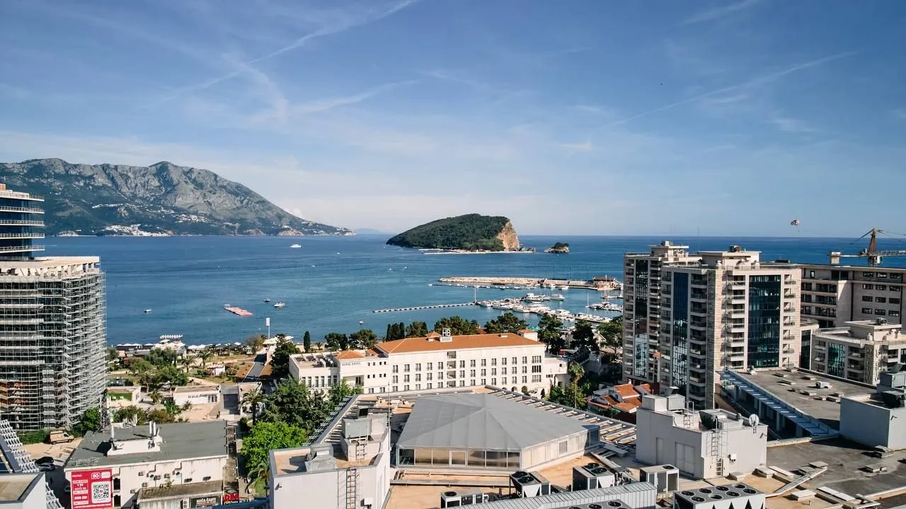 Daily-rent, two bedroom apartment, 130m², Centar, Budva