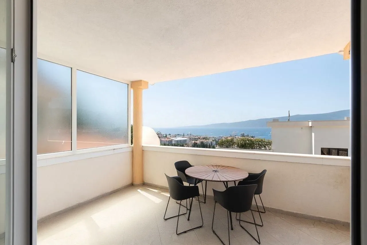 Prodaja, dvosoban stan, 69m², Donja Lastva, Tivat