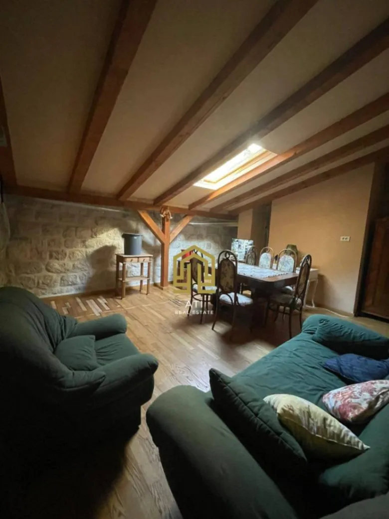 Prodaja, kuća, 180m², Orahovac, Kotor