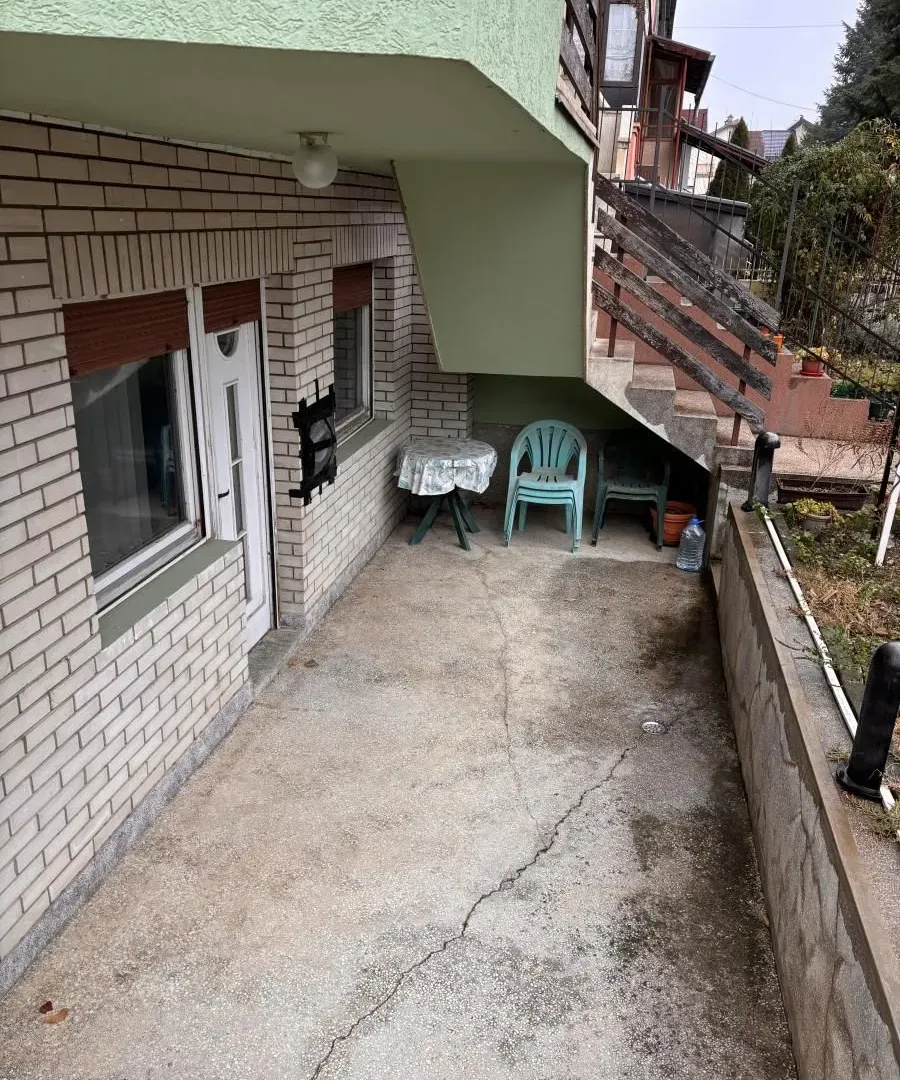 Prodaja, kuća, 274m², Tavrića obori, Jagodina