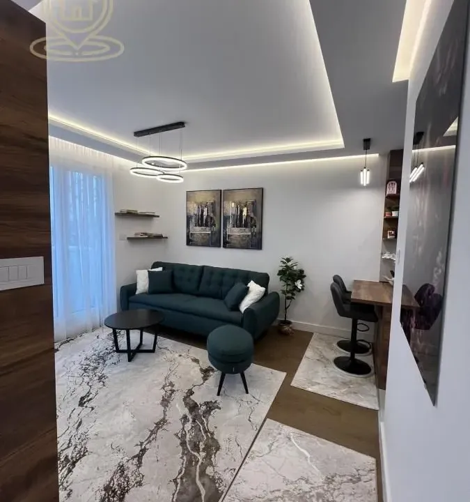 Izdavanje, jednosoban stan, 40m², Centar, Novi Sad