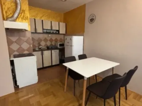 Sale, one bedroom apartment, 44m², Stari Aerodrom, Podgorica - image 2