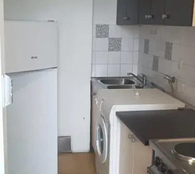 Izdavanje, jednosoban stan, 40m², Novo naselje, Novi Sad - image 5
