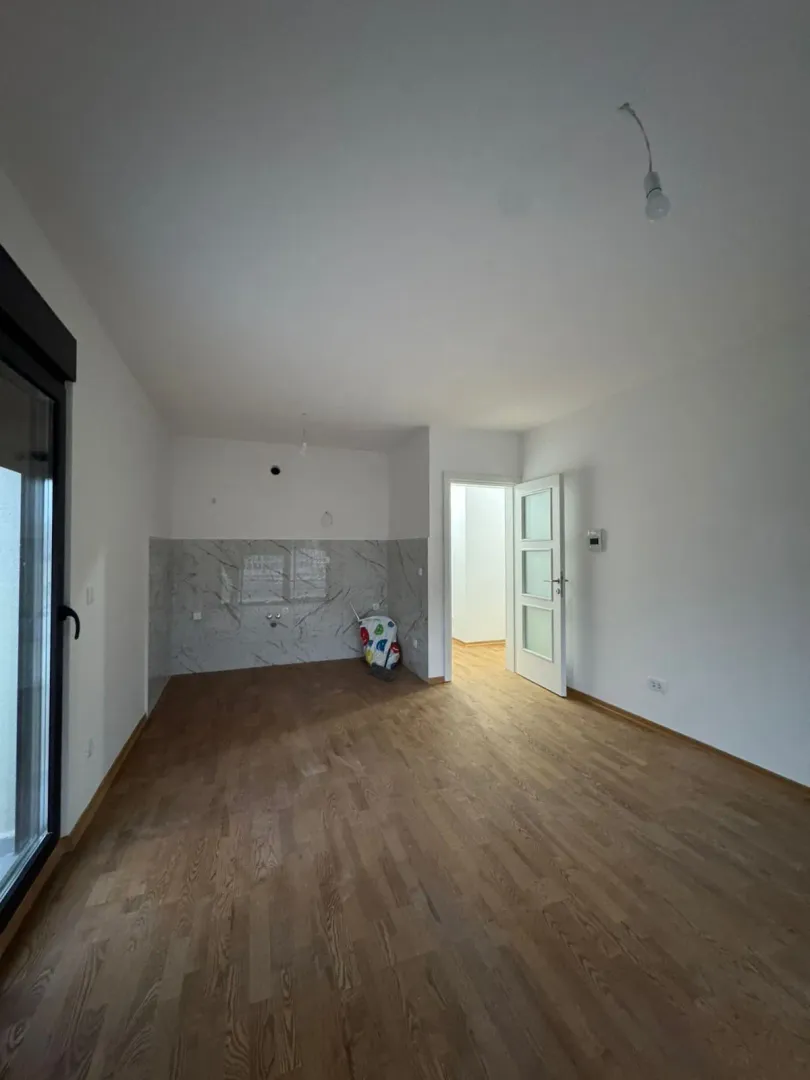 Rent, two bedroom apartment, 57m², Podgorica, Crna Gora