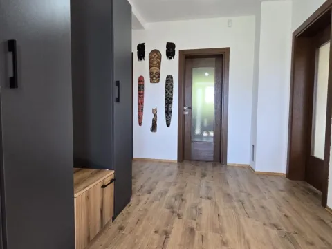 Rent, house, 120m², Piperi, Podgorica - image 12