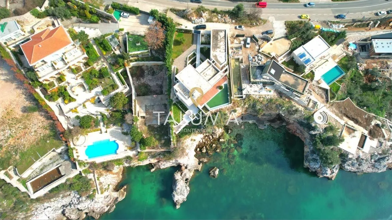 Prodaja, kuća, 579m², Pržno, Budva