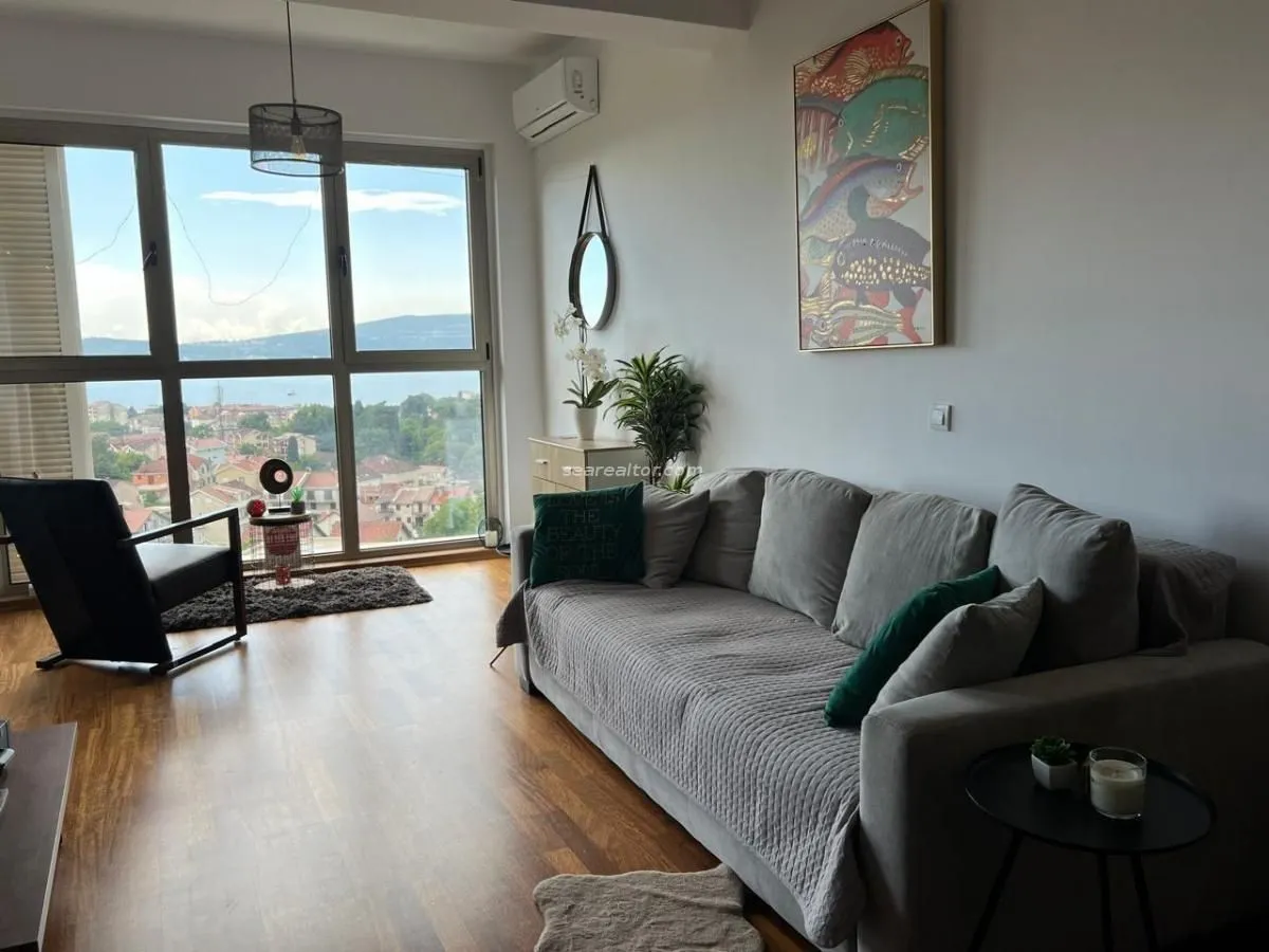 Prodaja, jednosoban stan, 55m², Tivat, Crna Gora