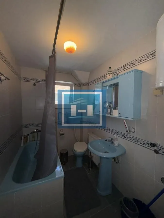 Izdavanje, trosoban stan, 72m², Pivara, Jagodina