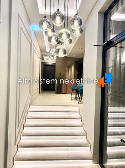 Rent, two bedroom apartment, 55m², Kalenić Pijaca, Vračar Sve Podlokacije