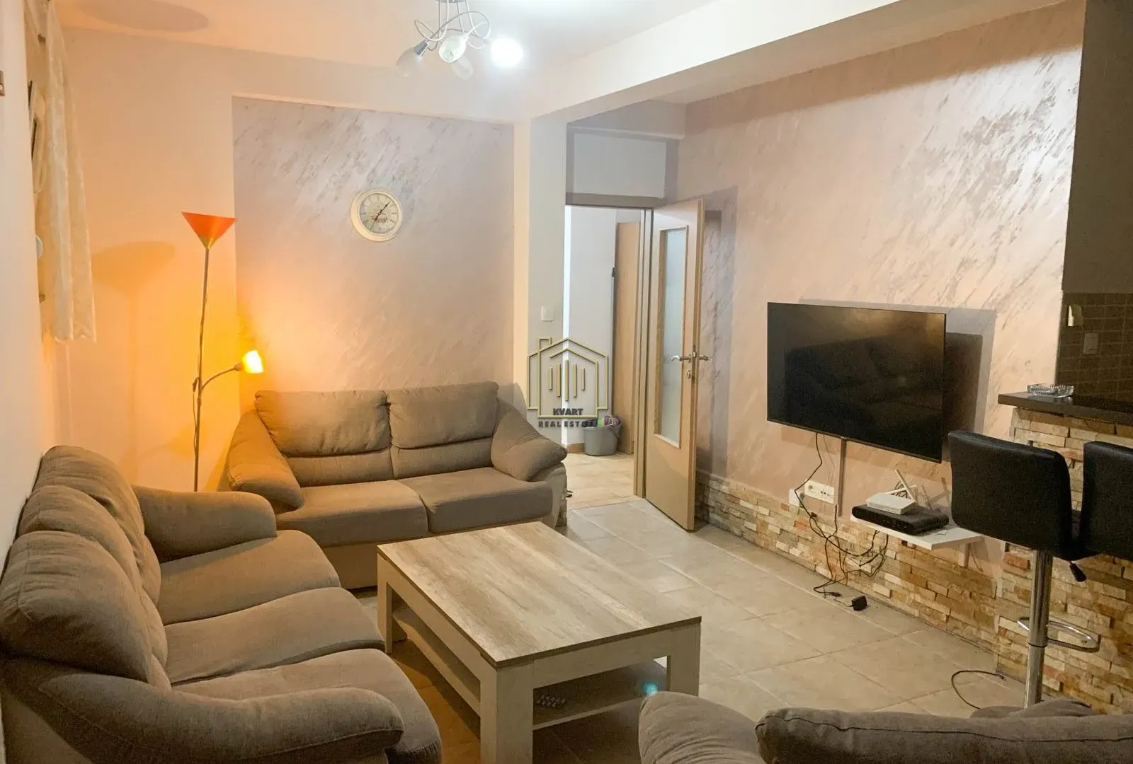 Izdavanje, dvosoban stan, 57m², Zabjelo, Podgorica