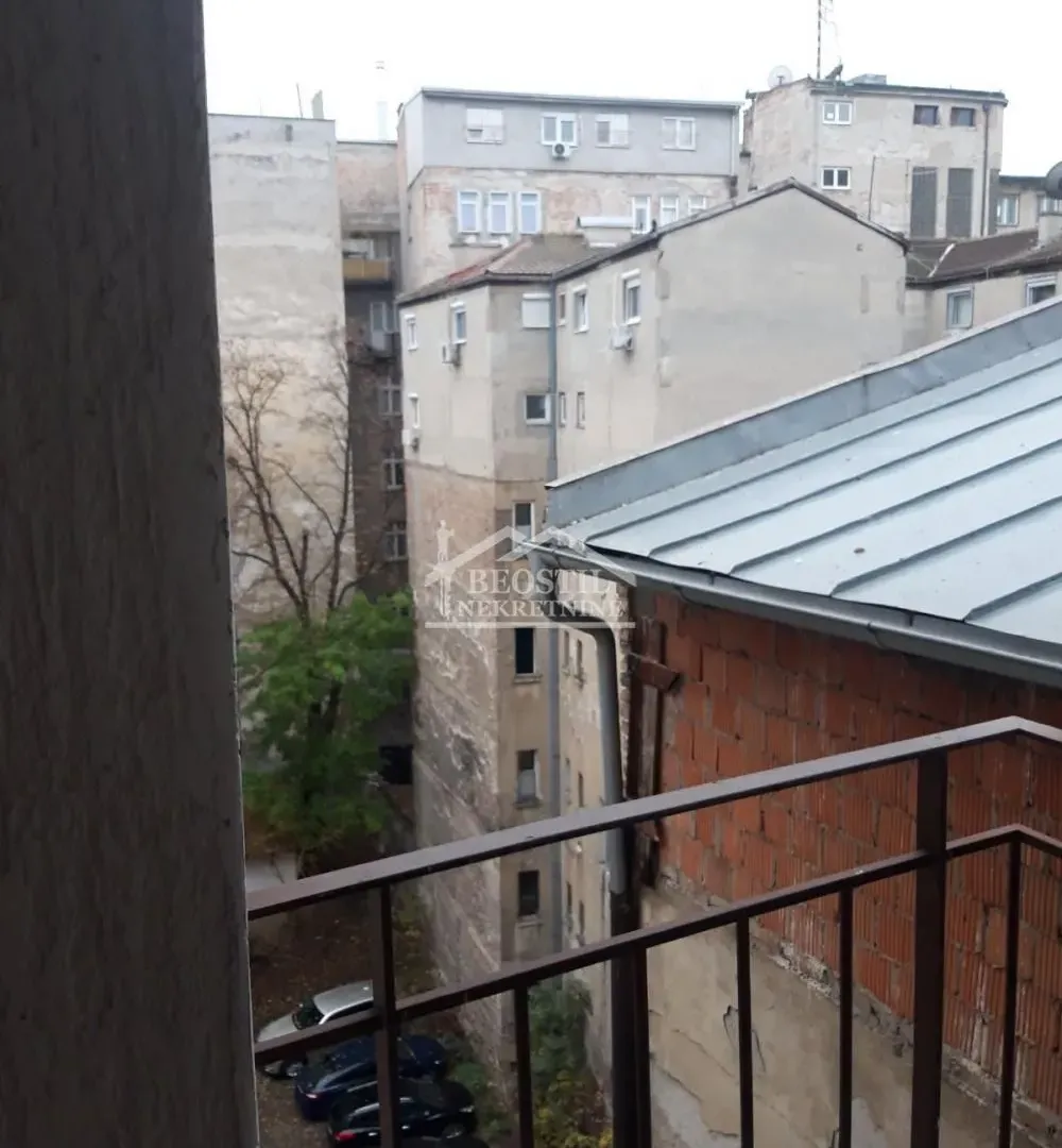 Prodaja, trosoban stan, 99m², Stari Grad, Beograd