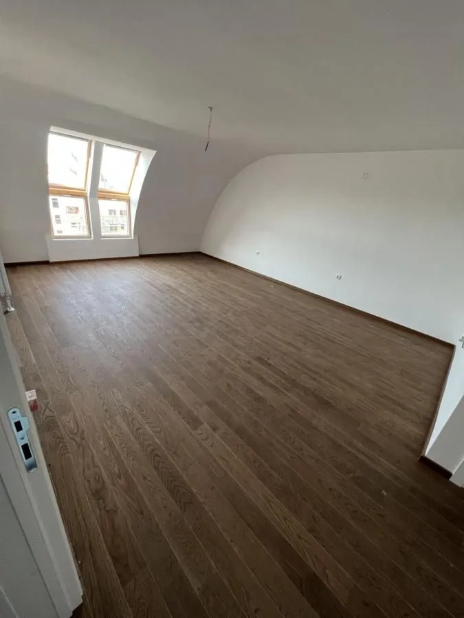 Prodaja, stan, 207m², Telep, Novi Sad Sve Podlokacije