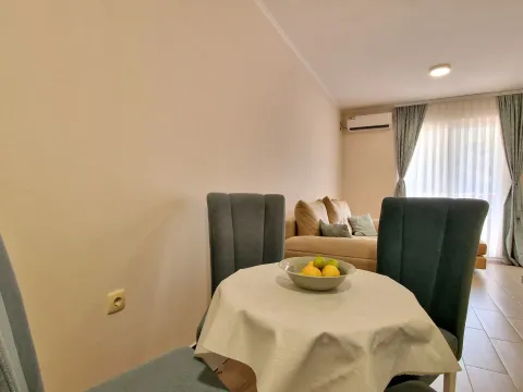 Izdavanje, jednosoban stan, 38m², Bečići, Budva - image 3