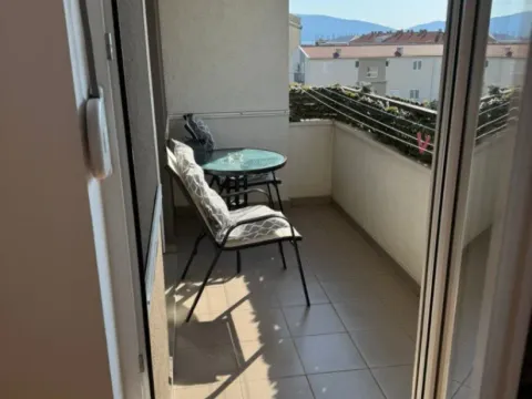 Izdavanje, jednosoban stan, 50m², Seljanovo, Tivat - image 9