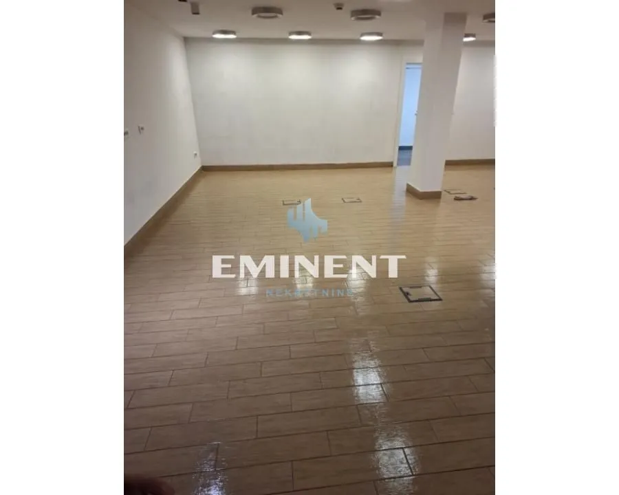 Rent, office space, 130m², Pančevo, Srbija