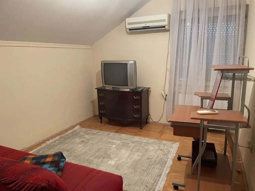 Prodaja, četvorosoban stan, 109m², Autokomanda, Voždovac Sve Podlokacije
