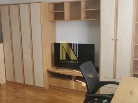 Izdavanje, garsonjera, 28m², Grbavica, Novi Sad Sve Podlokacije - image 4