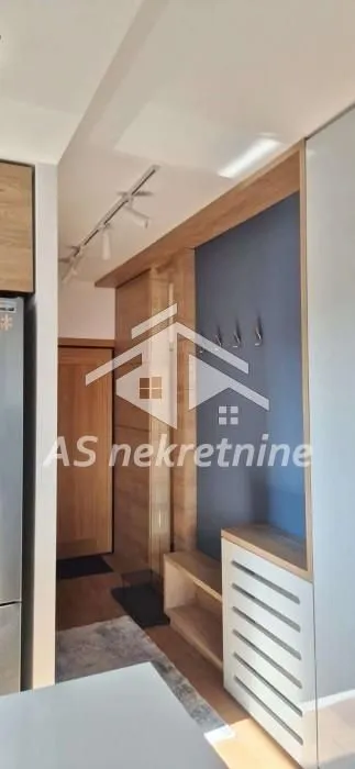 Izdavanje, dvosoban stan, 53m², Autokomanda, Voždovac Sve Podlokacije