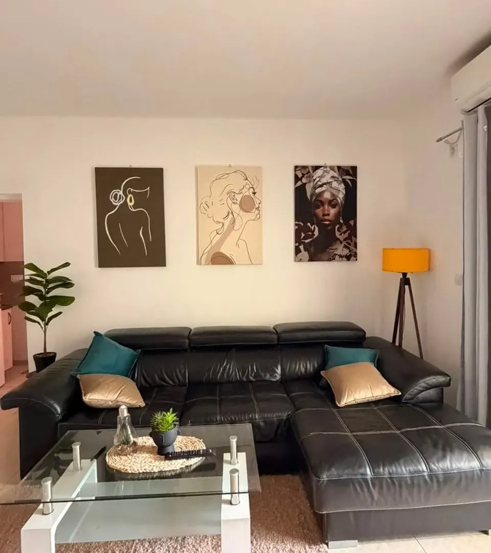 Izdavanje, jednosoban stan, 45m², Bijela, Herceg Novi