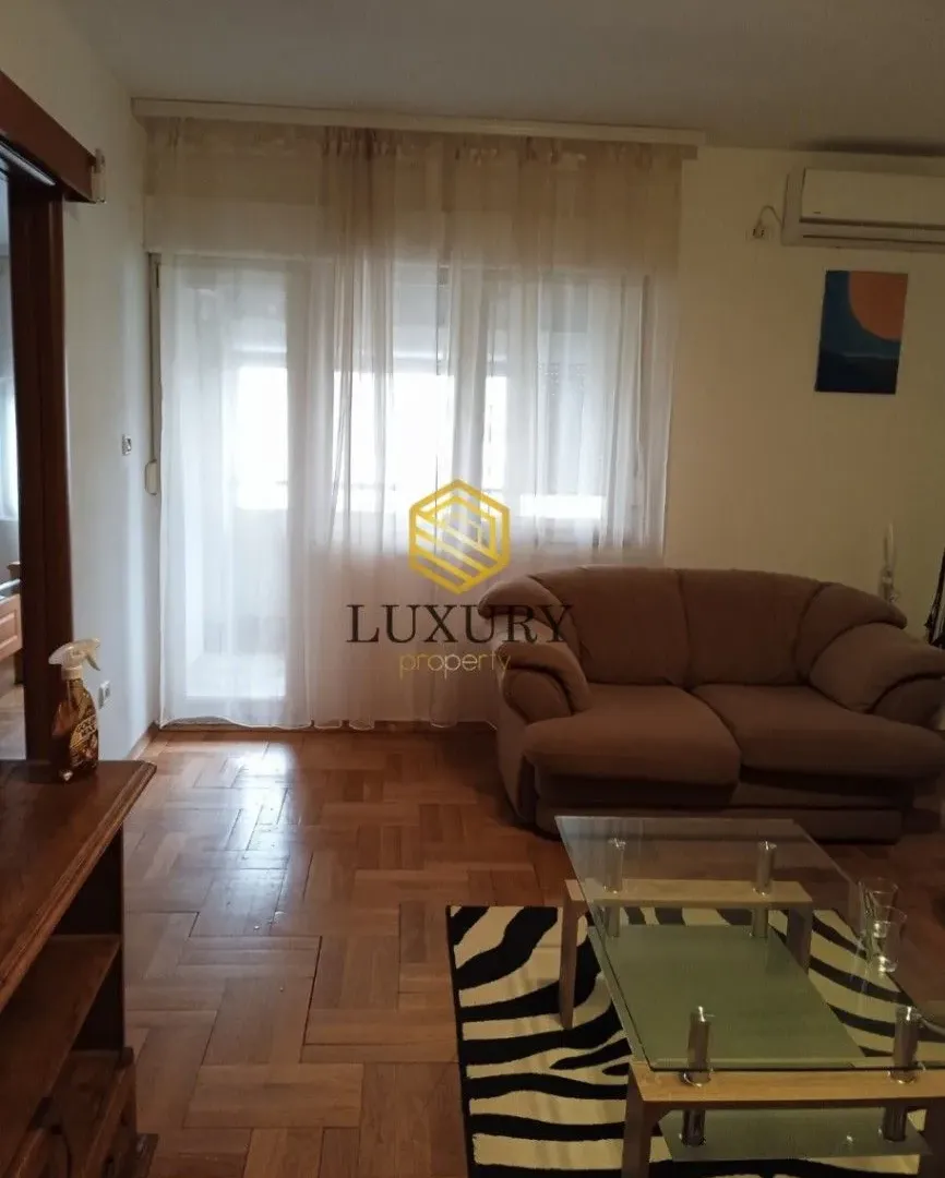 Rent, apartment, 64m², Stari Aerodrom, Podgorica