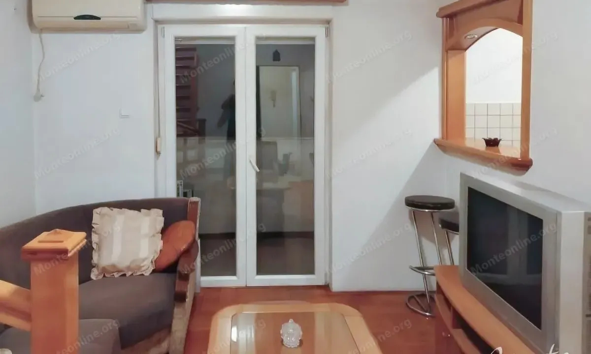 Prodaja, jednosoban stan, 50m², Zabjelo, Podgorica